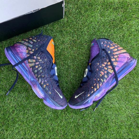 lebron 17 monstars size 11.5